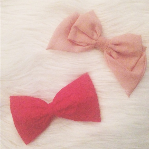 Bright Pink Claire's Hair-bow