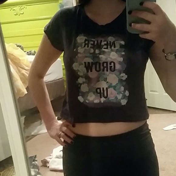 "Never Grow Up" ,  Peter Pan crop top - Picture 2 of 3