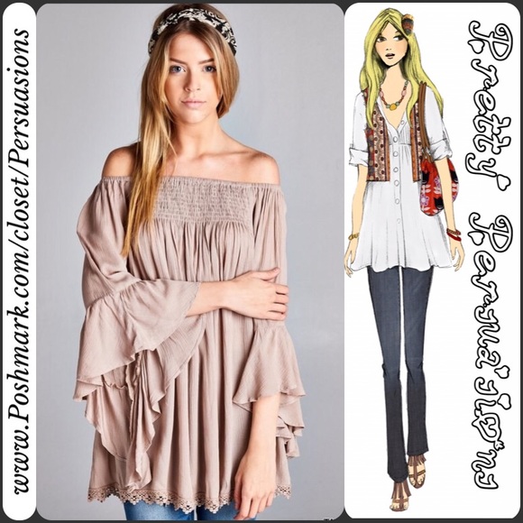 SOLD π» NWT Ruffled Bell Sleeve Lace Trim Boho Top - Picture 4 of 4