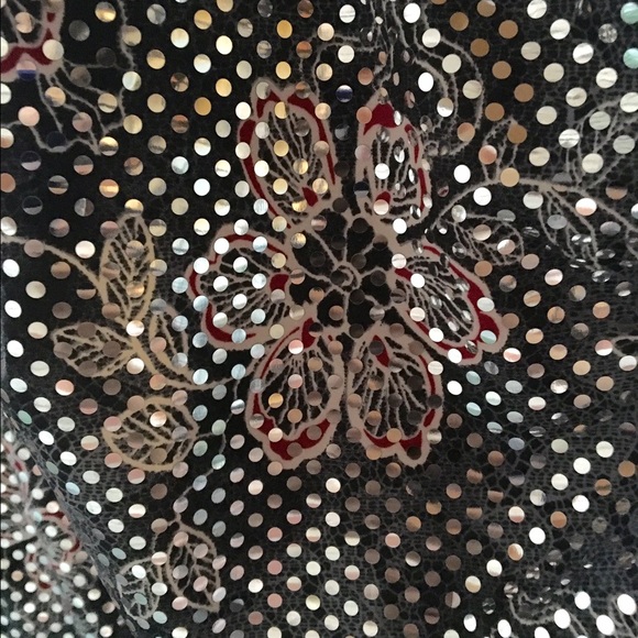 Black Top - Picture 2 of 3