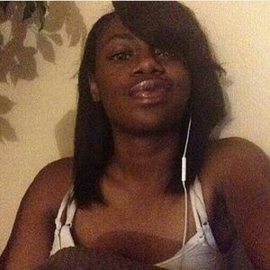 Meet your Posher, Symone
