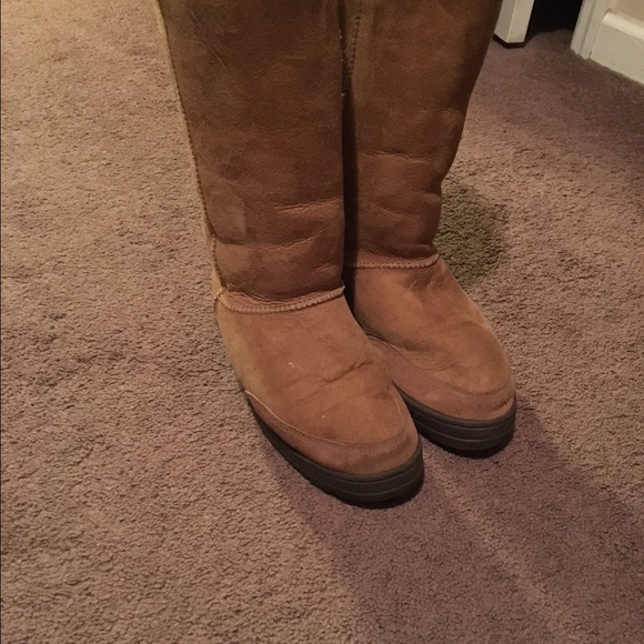 Ugg brown boots