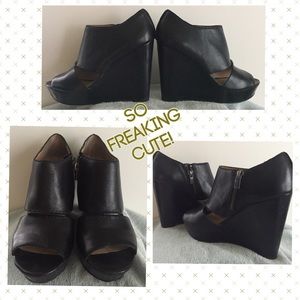 Black Coach chunky peep toe