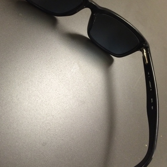 Sunglasses - Picture 3 of 4