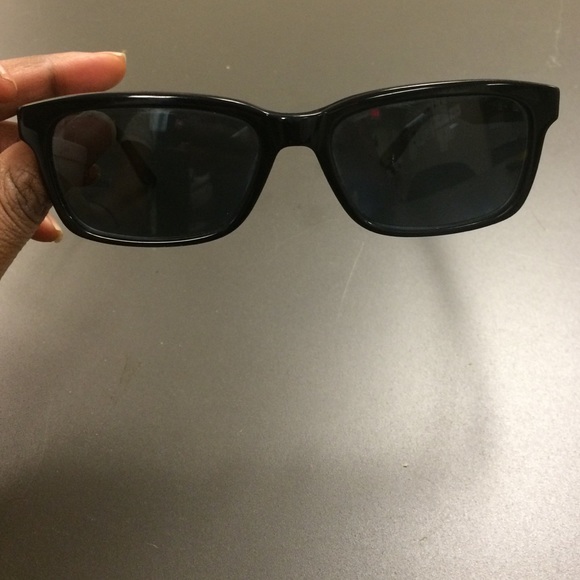 Sunglasses - Picture 4 of 4