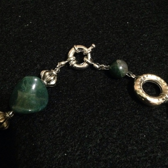 Stone necklace - Picture 4 of 4