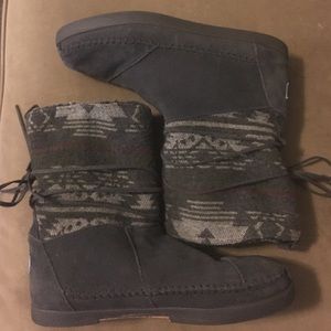 Toms Nepal Boots