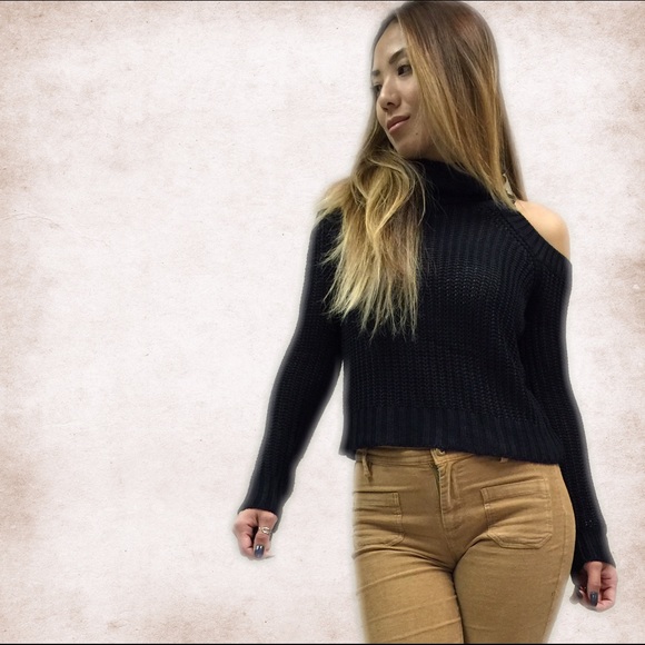 ❤️Sale❤️Cold Shoulder Turtleneck Sweater - Picture 2 of 4