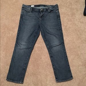 Gap straight leg light wash jeans