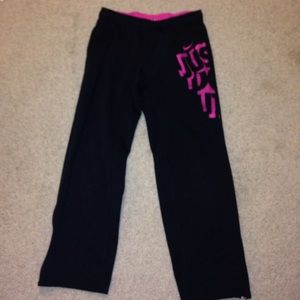 Nike 'Just Do It.' sweatpants