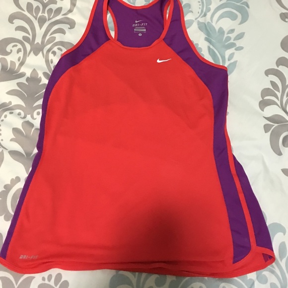 Like new dri fit nike top in small