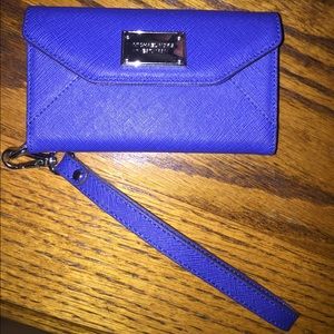 Blue Michael kors card holder case