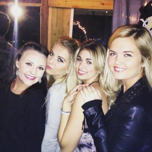 Meet your Posher, Kaitlin - Picture 1 of 1