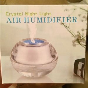 Air humidifier/diffuser