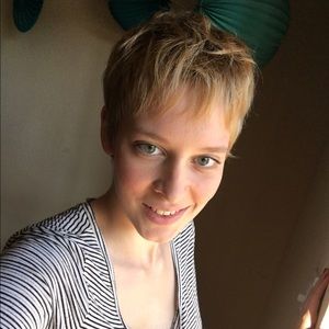 Meet your Posher, Sierra