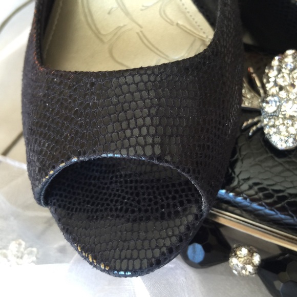 Giani Bernini black peep-toe pumps - Picture 2 of 4