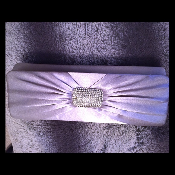 Grey/silver clutch