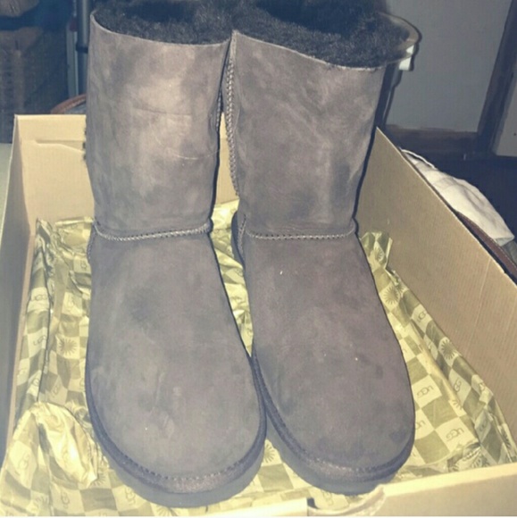 Bailey bow UGG boots - Picture 2 of 4
