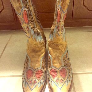 Corral boots