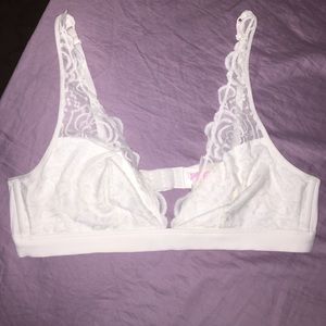 NWOT lace plunge bralette. Victoria's Secret.