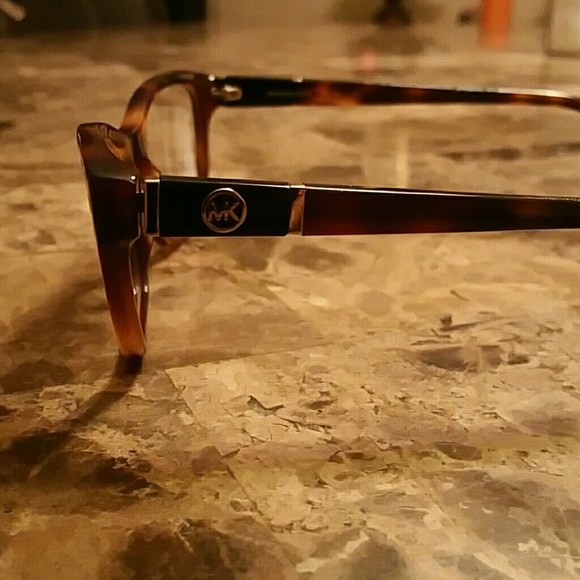 Michael Kor's Frames - Picture 2 of 2