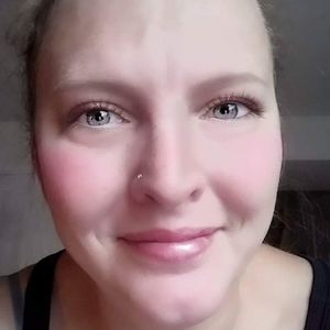 Meet your Posher, Constance