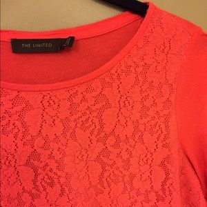 Final sale! Lace detailed coral 3/4 sleeves top