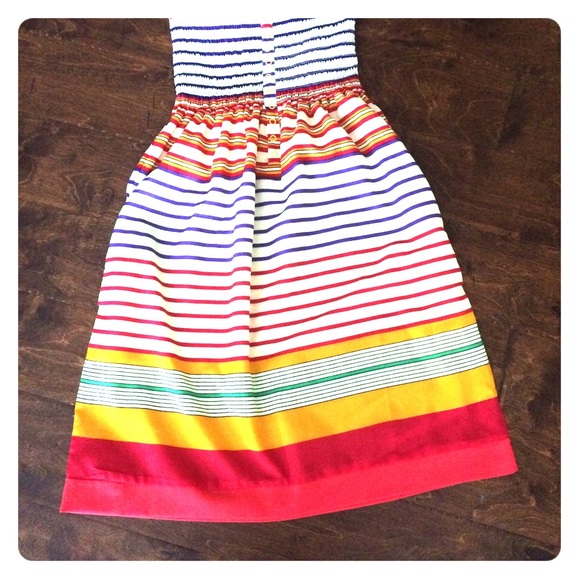 Sleeveless spring dress