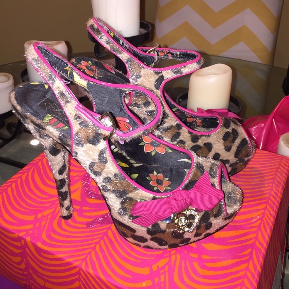 Iron fist love bites open toe heel