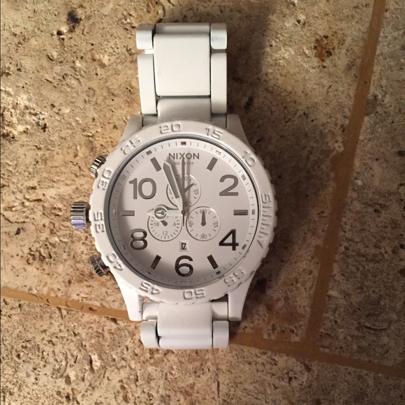 Nixon men's 51-30 Chrono white watch
