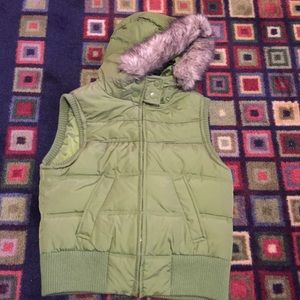 NWOT Aeropostale Green Down Puffer Vest Large