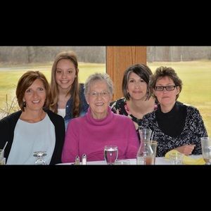 Meet your Posher, Joan