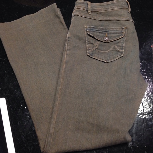 Cabi jeans