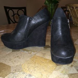 G by Guess Platform Wedge Black Booties