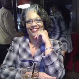 Meet your Posher, Evonne