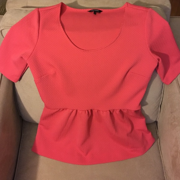 Coral peplum