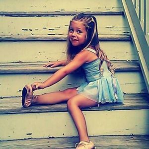 Meet your Posher, Anya