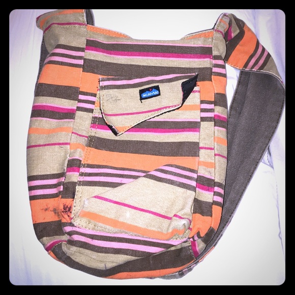 🎉MOVING SALE!!🎉 REVERSIBLE Kavu Cross Body Bag