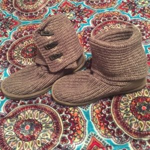 Bear paw, cozy boots