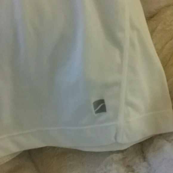 SIX COOL WICKING SILKY SZ XL UNDERSHIRT - Picture 2 of 3