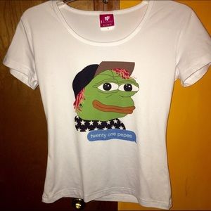 🐸 PEPE THE FROG TWENTY ONE PILOTS SHIRT🐸