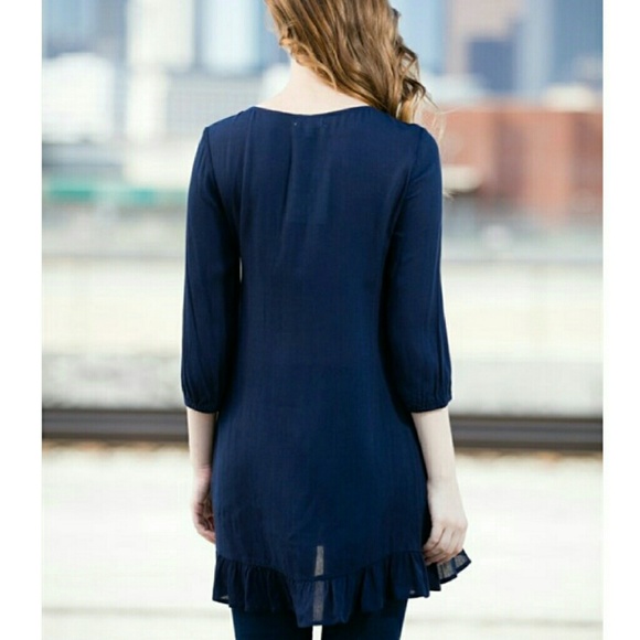 LAST TWO! Celine Tunic - Picture 4 of 4