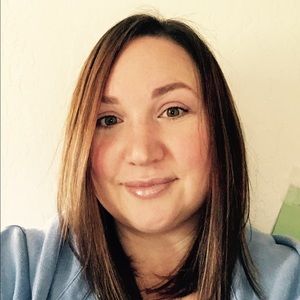 Meet your Posher, Angie