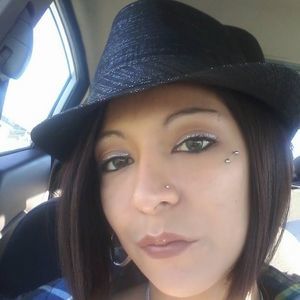 Meet your Posher, Mimis