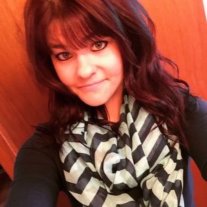 Meet your Posher, Kaitlyn