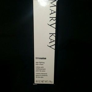 Mary Kay TimeWise age fighting eye cream