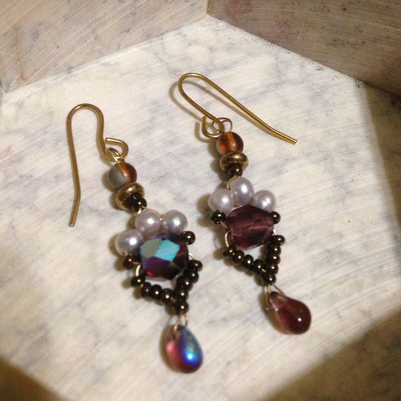 Earrings - Picture 1 of 1