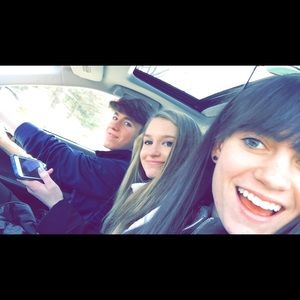 Meet your Posher, Alex