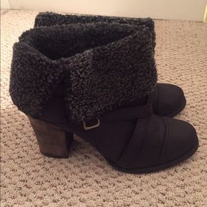 Chinese laundry black bootie