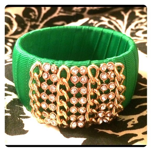 NWOT Green Fabric Bangle w Gold & Crystal Details - Picture 1 of 4